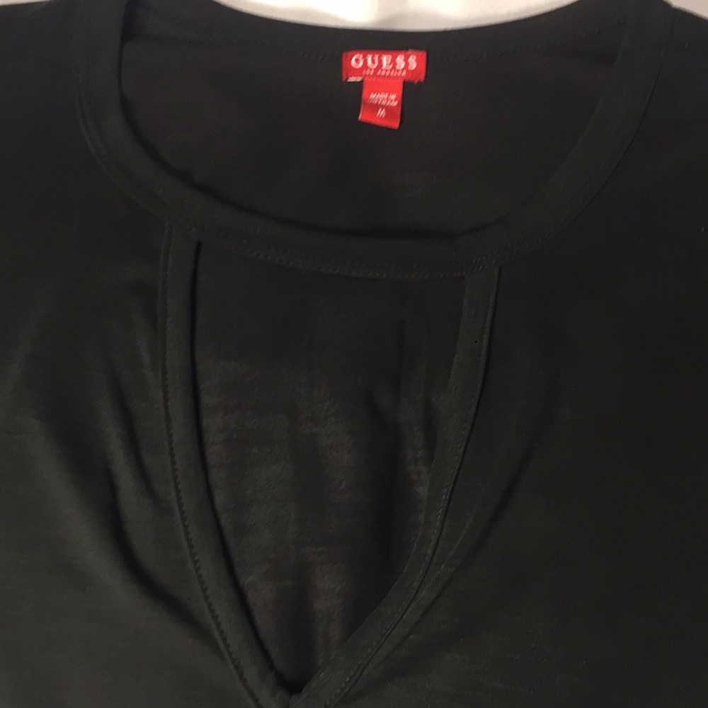 Guess black t-shirt - Picture 2 of 2